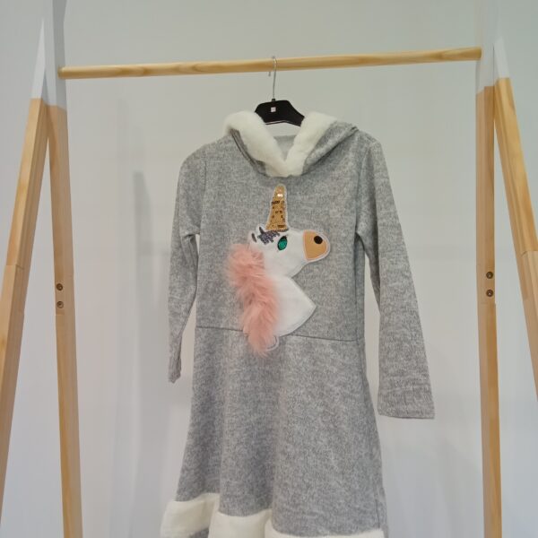 Robe grise licorne