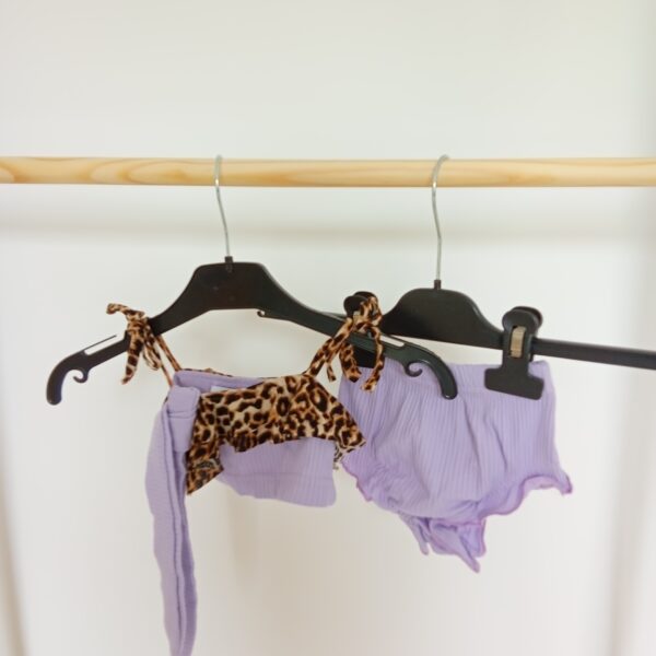 Ensemble violet